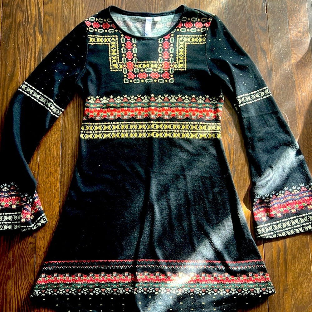 Francesca’s bell sleeve sweater dress/tunic